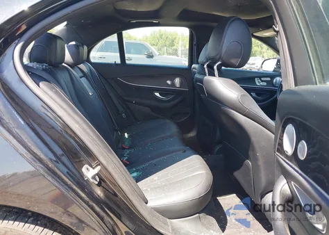 2019 Mercedes-Benz E 450 4Matic z USA, uszkodzony, nr VIN WDDZF6JB3KA522052